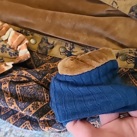 Kate Quinn Button Up light jacket - Picture 9 of 9